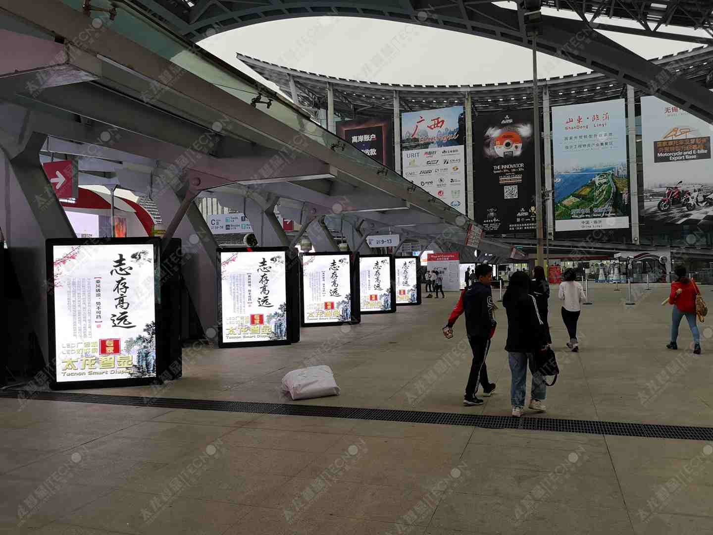 led燈桿屏|智慧燈桿屏|立柱廣告機|led廣告機|智慧路燈屏|燈桿廣告機|燈桿屏|智慧燈桿顯示屏 led燈桿屏|智慧燈桿屏|立柱廣告機|led廣告機|智慧路燈屏|燈桿廣告機|燈桿屏|智慧燈桿顯示屏