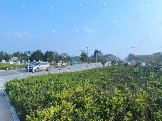 智慧燈桿屏.jpg 智慧燈桿屏.jpg