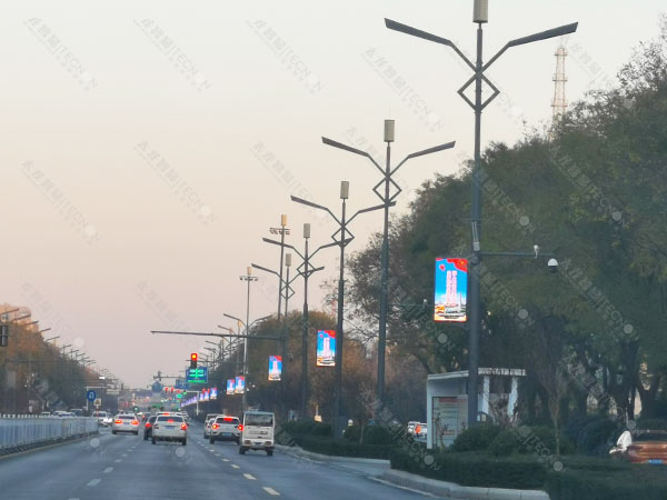 智慧燈桿屏,智慧路燈屏,智慧燈桿