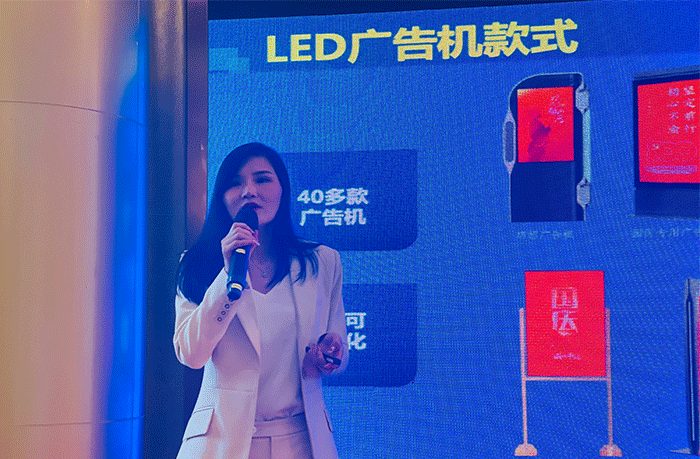 LED燈桿屏,LED廣告機(jī) LED燈桿屏,LED廣告機(jī)