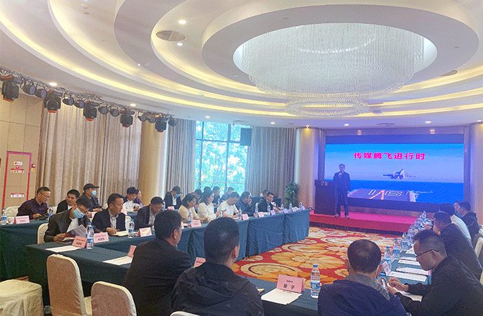 LED燈桿屏,LED廣告機(jī) LED燈桿屏,LED廣告機(jī)