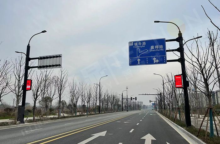 LED燈桿屏,燈桿屏 LED燈桿屏,燈桿屏