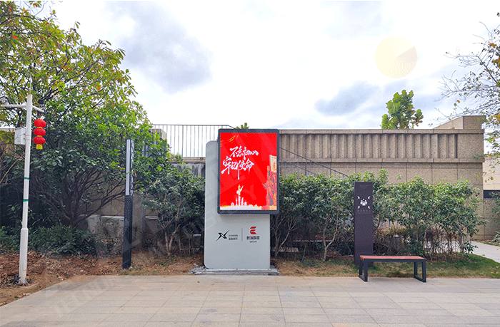 戶外LED廣告機(jī) 戶外LED廣告機(jī)