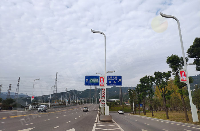 led燈桿屏|智慧燈桿屏|led廣告機(jī)|智慧路燈屏|戶外LED廣告機(jī)|燈桿屏|智慧燈桿|智慧路燈